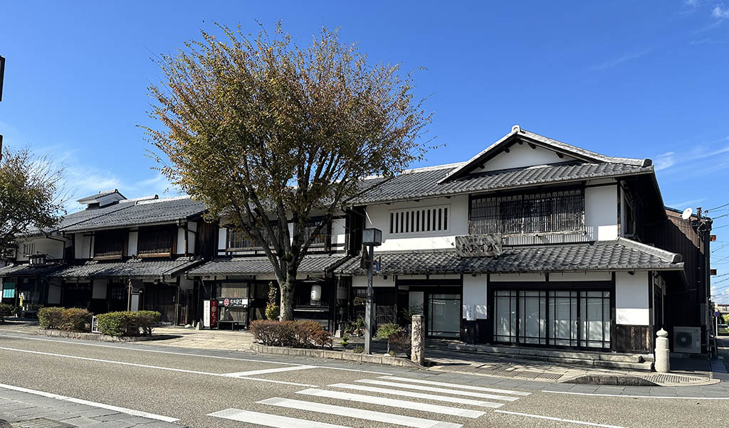 日本琵琶湖一日遊》百年國寶彥根城與搭船探訪神明居住的竹生島，吸收滿滿能量