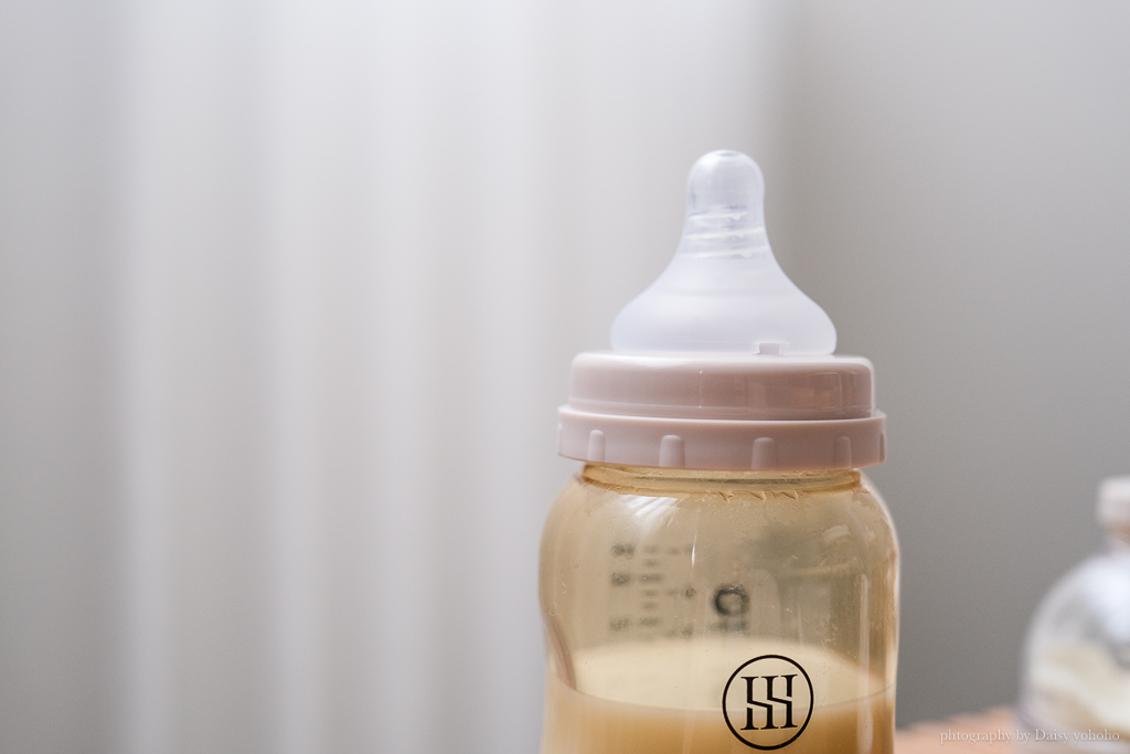 奶瓶推薦｜小獅王辛巴蘊蜜鉑金PPSU防脹氣奶瓶，從新生兒一路用到大，奶茶杏色高質感！