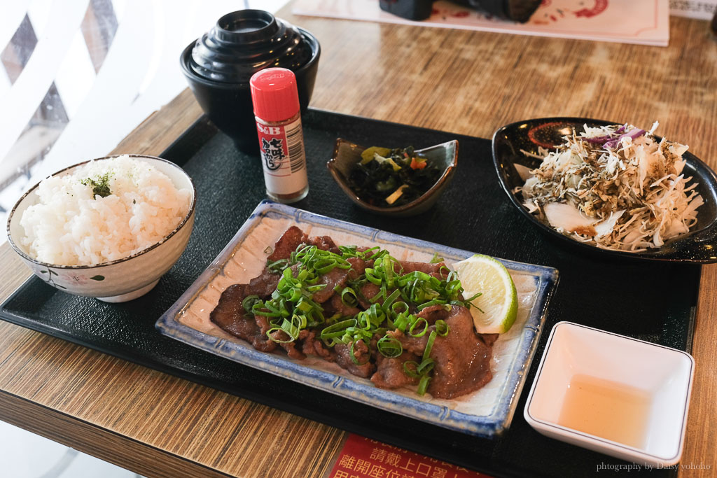 森本日式和風洋食堂, 高雄日式漢堡排, 高雄蛋包飯, 高雄牛舌, 高雄日式洋堂, 前金區美食, 高雄美食, 高雄洋食, 高雄咖哩