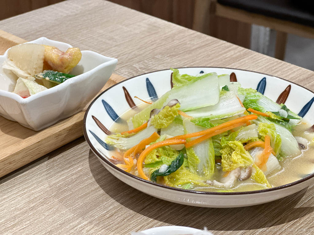 京九食堂｜推炙燒比目魚魚鮭魚丼，南紡附近平價日式食堂，味噌湯喝到飽