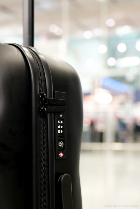 義大利 Crash Baggage 撞擊行李箱！撞凹的時尚，一秒就認出這咖行李箱！