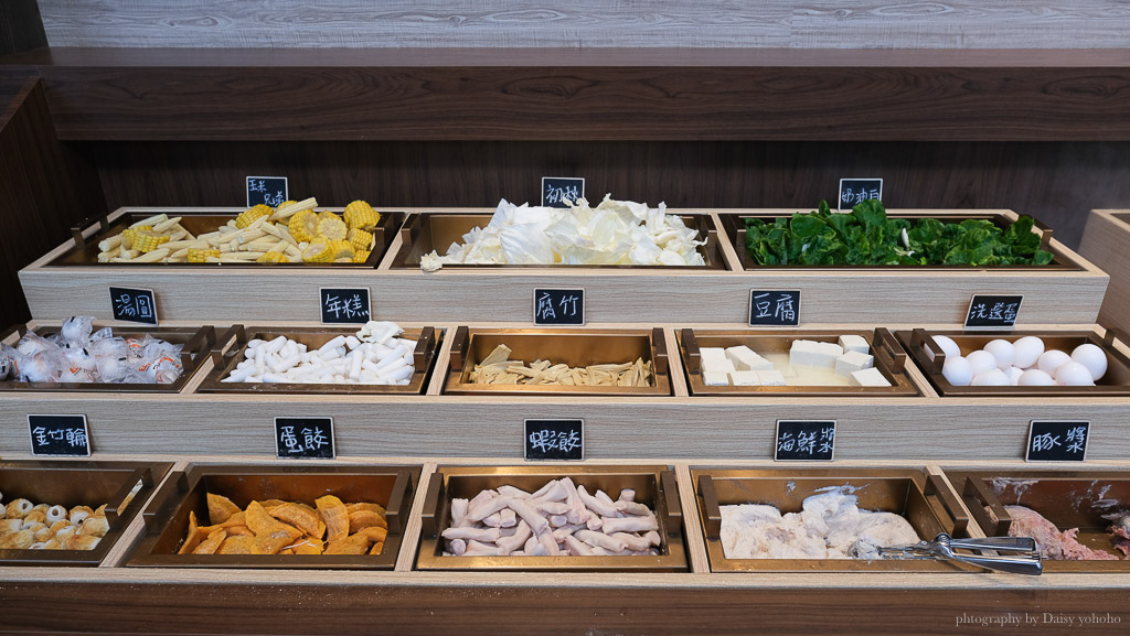 燒瓶子彰化店｜燒瓶子大肆の鍋，彰化宵夜火鍋，親子友善餐廳，蔬菜自助吧吃到飽