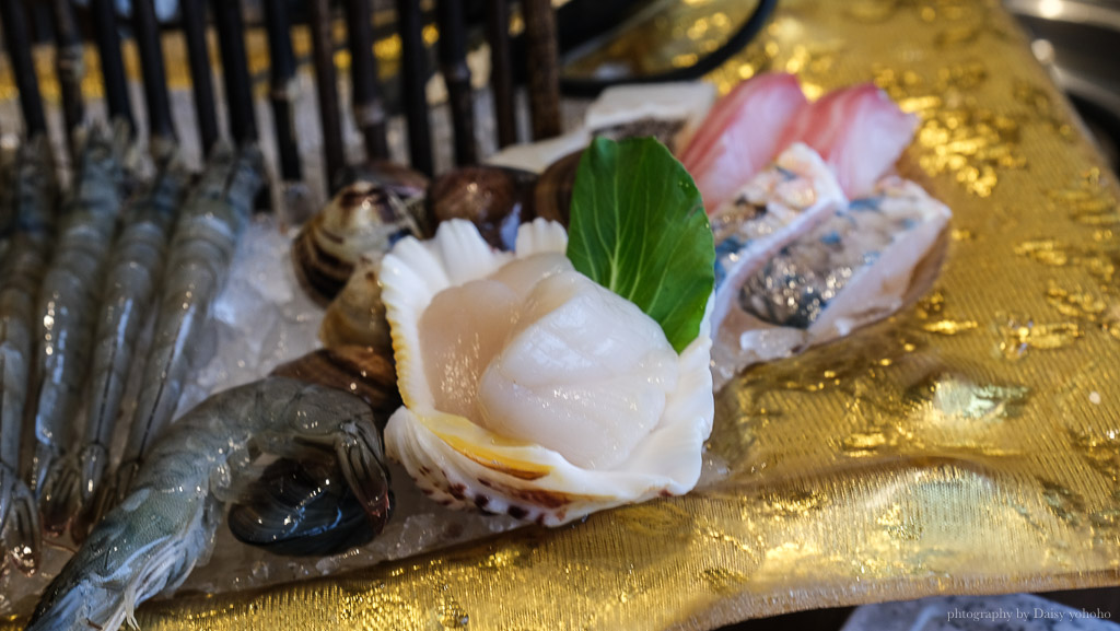 燒瓶子彰化店｜燒瓶子大肆の鍋，彰化宵夜火鍋，親子友善餐廳，蔬菜自助吧吃到飽