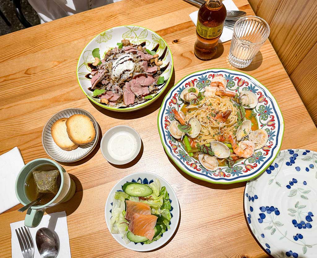 遊牧餐桌｜台中西區國美館地中海料理，貓咪陪伴在老宅吃中歐美食、義大利麵