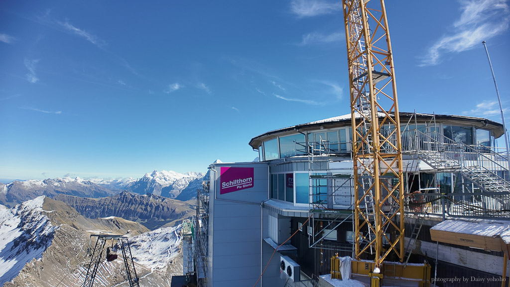 雪朗峰施工狀態,雪朗峰最新纜車,58度全世界最陡峭纜車線