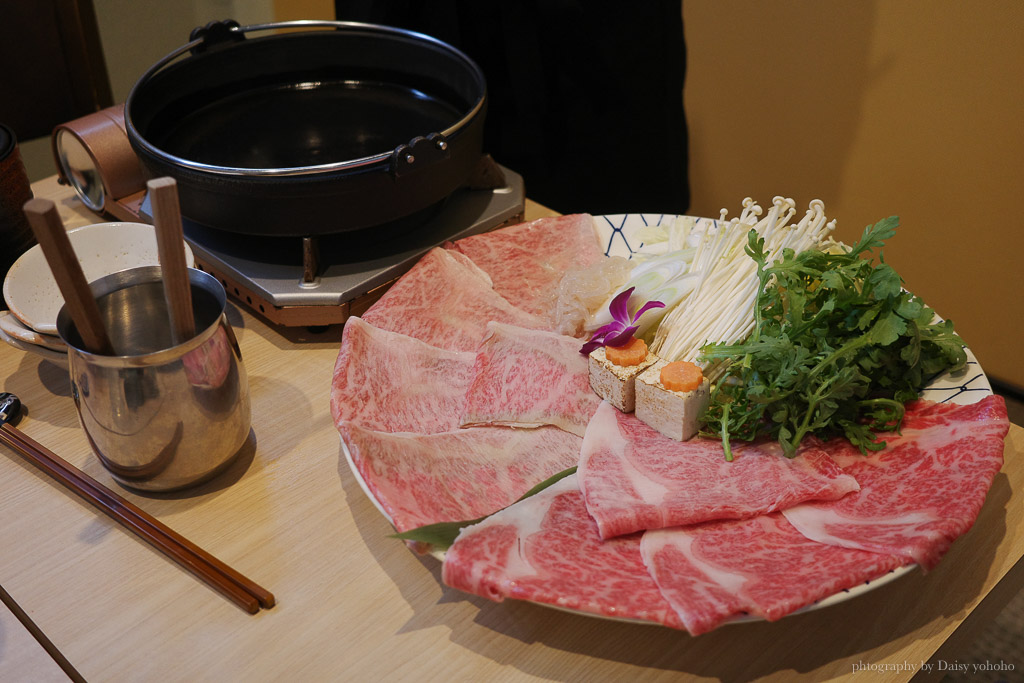 名護美食, 沖繩阿古豬, 沖繩本部牛, 名護本部牛壽喜燒