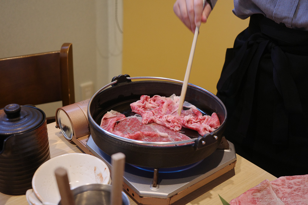 名護美食, 沖繩阿古豬, 沖繩本部牛, 名護本部牛壽喜燒