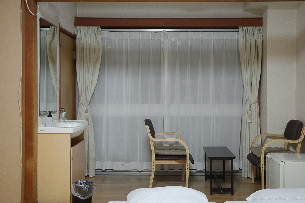 大分別府住宿推薦「野上本館」有年代感的榻榻米房（含衛浴），附大眾池澡堂，有停車場