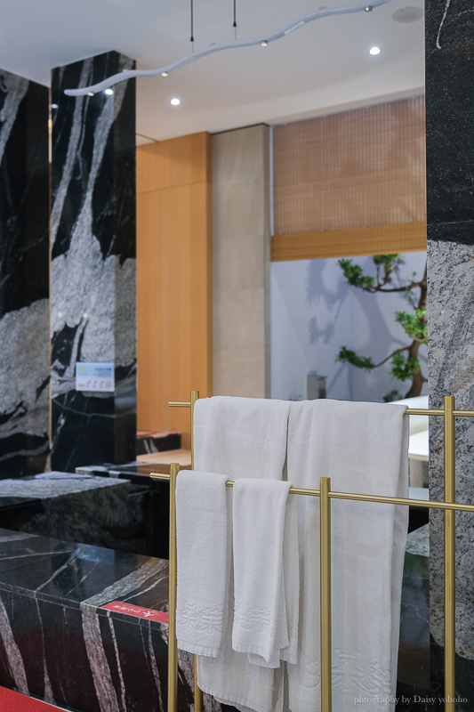 朵茉行館｜親子友善和式套房，帶寶寶入住台中豪宅式汽車旅館，KTV、大浴池、按摩椅！