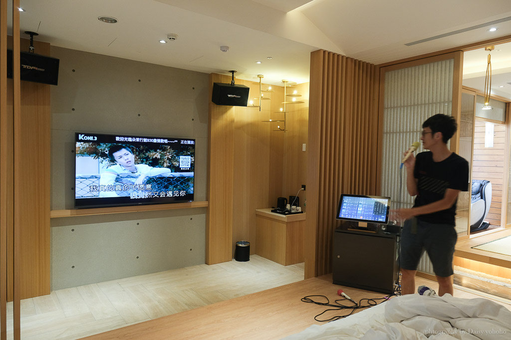 朵茉行館｜親子友善和式套房，帶寶寶入住台中豪宅式汽車旅館，KTV、大浴池、按摩椅！