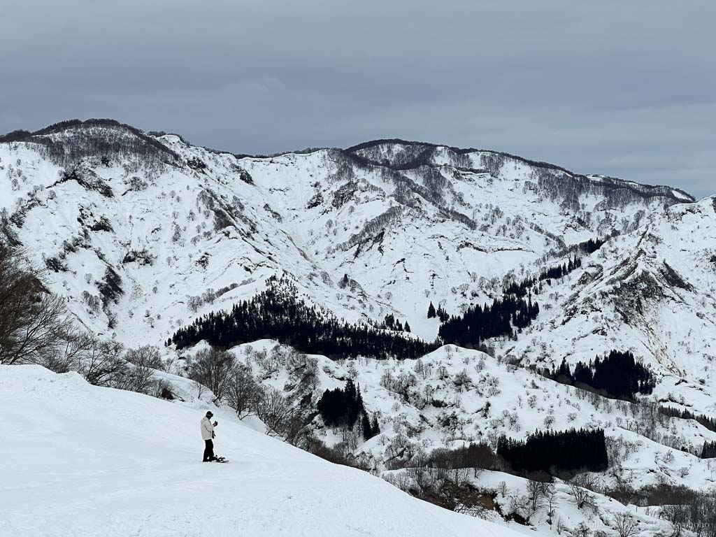 湯澤滑雪｜石打丸山雪場，門票優惠、接駁車、雪具租借資訊