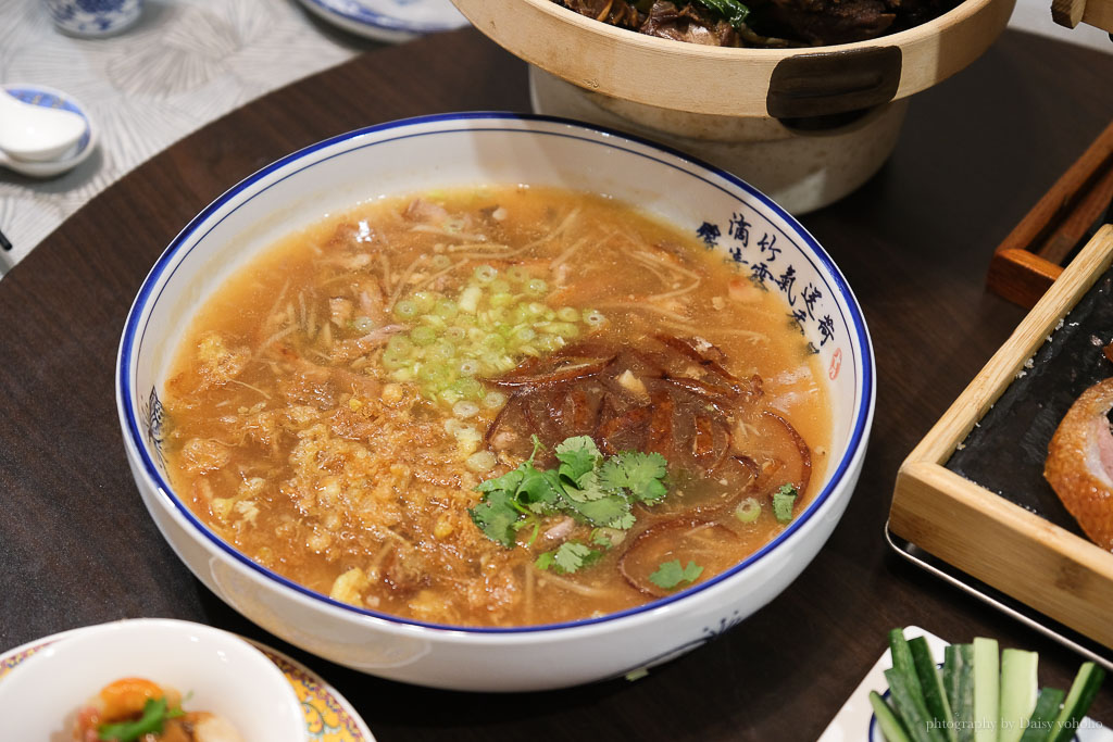 LA-墨川四川樟茶烤鴨永康店