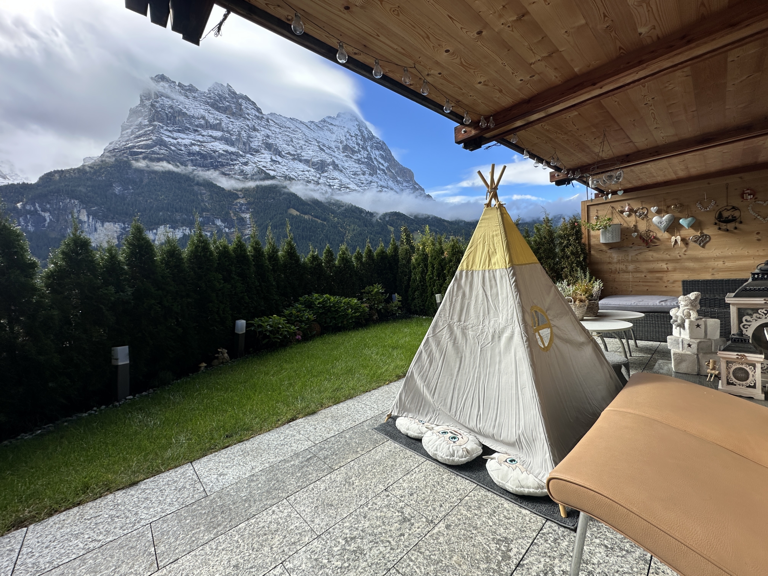 Jenny's home 格林德瓦民宿