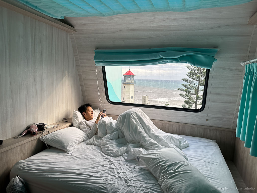 花蓮遠雄海洋公園露營車｜藍鯨艙海景露營車，海洋夜未眠升級版