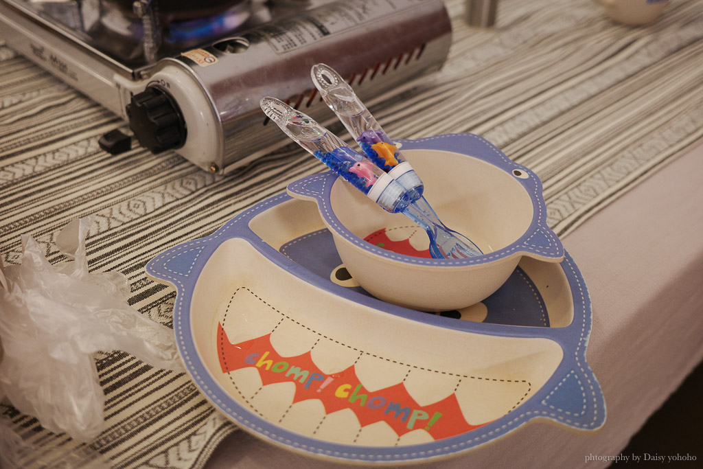 花蓮遠雄海洋公園露營車｜藍鯨艙海景露營車，海洋夜未眠升級版