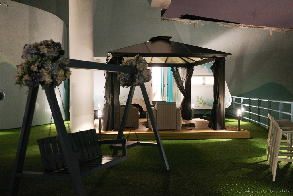 花蓮遠雄海洋公園露營車｜藍鯨艙海景露營車，海洋夜未眠升級版